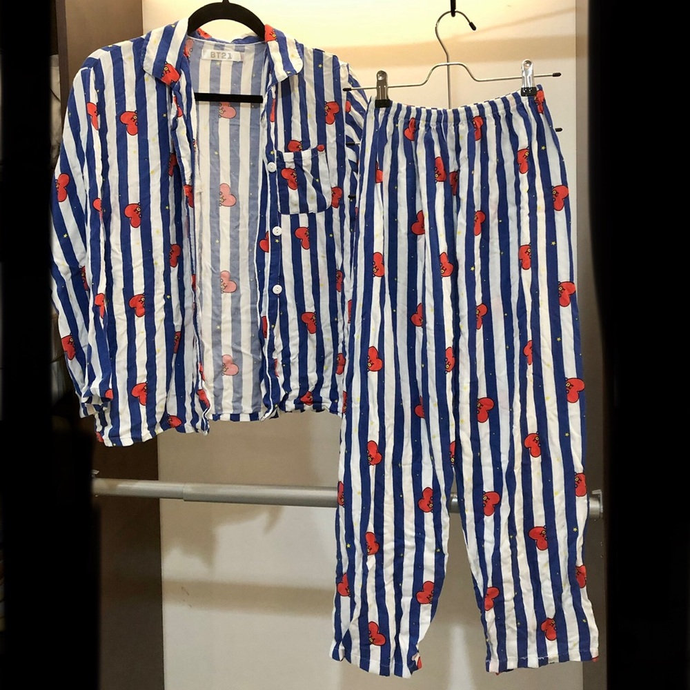 BT21 TATA Full PJ set! XL